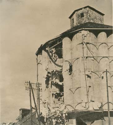 Silo de Châteaudun, après la nuit du 7 au 8 juin 1944. FR AD28 / 83 W 146. 