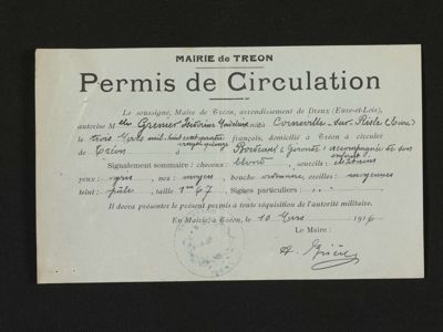 Permis de circulation accordé par la mairie de Tréon, en date du 10 mars 1916. Arch. Dép. d'Eure-et-Loir, 4 M P 574.